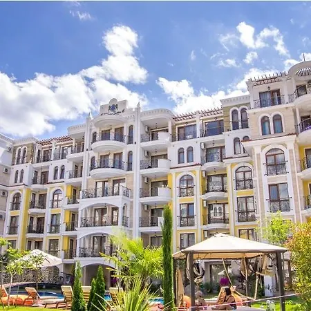 In Harmony 4 - Monte Carlo ساني بيتش